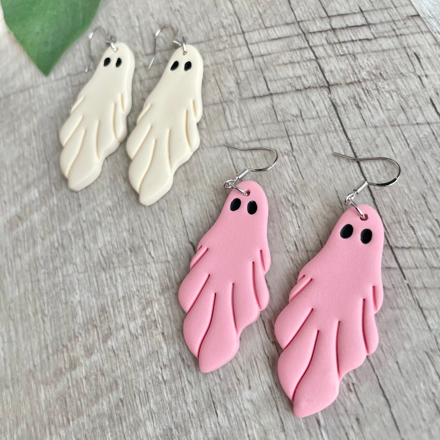 Ghostie Dangles
