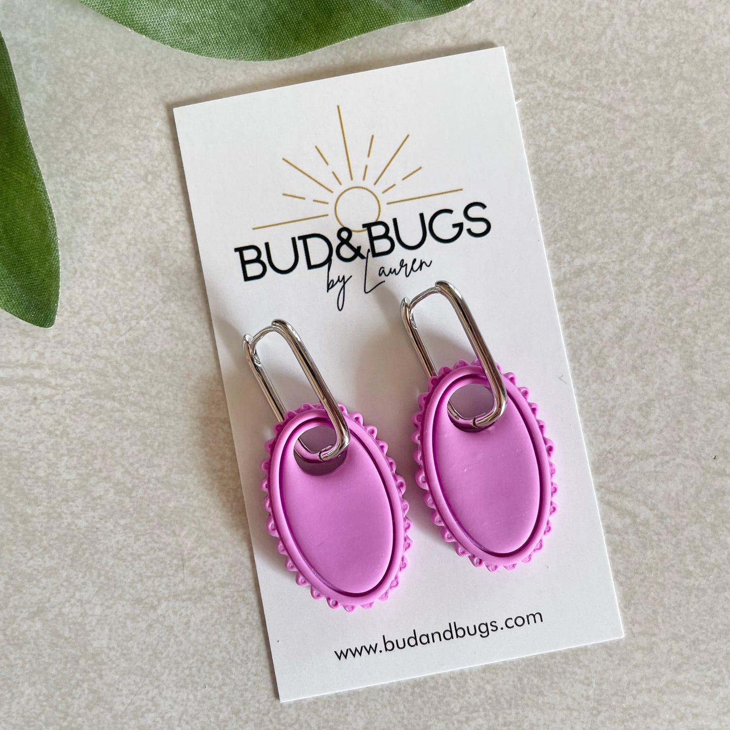 Basic Scalloped Charm