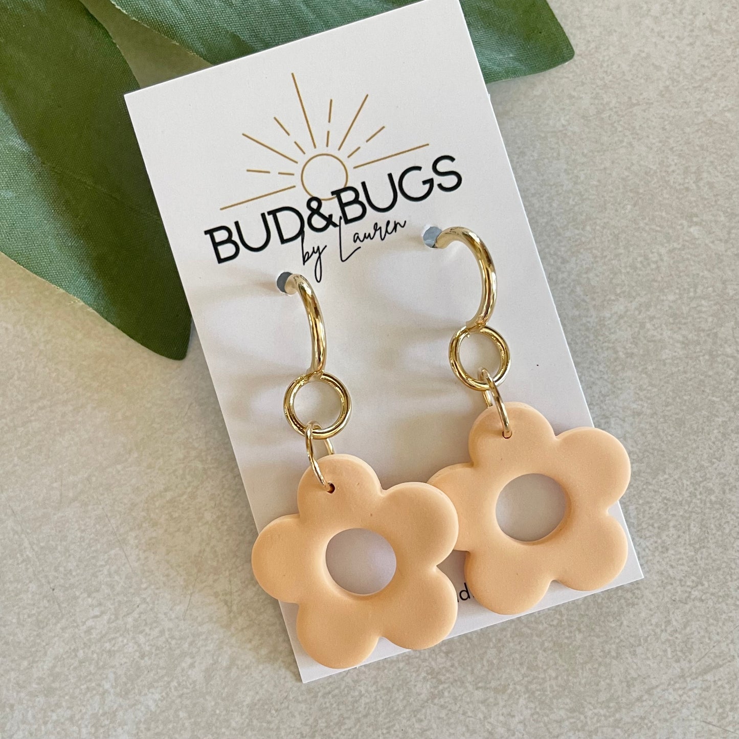 Retro Flower Gold Drop Earring