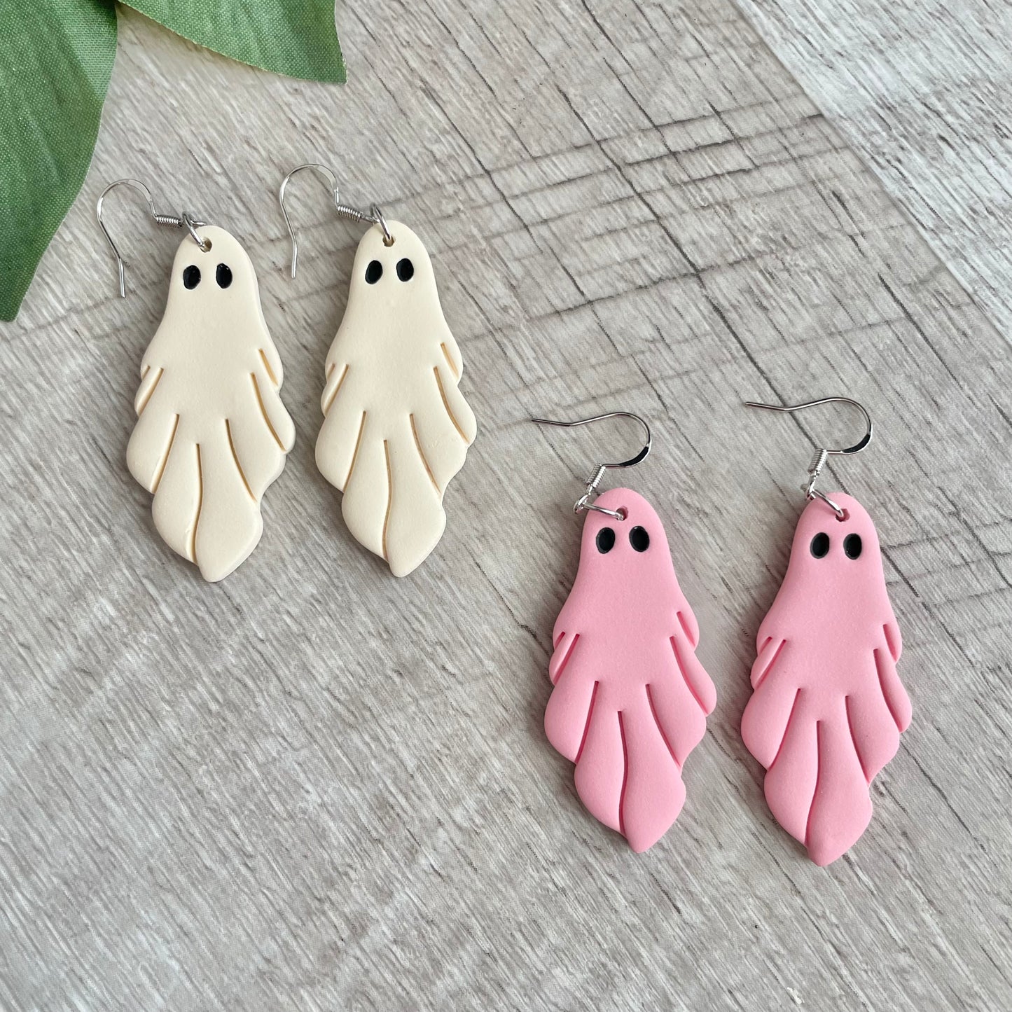 Ghostie Dangles