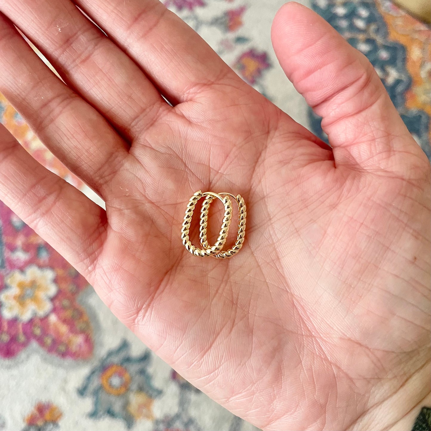 Gold Twisted Huggies