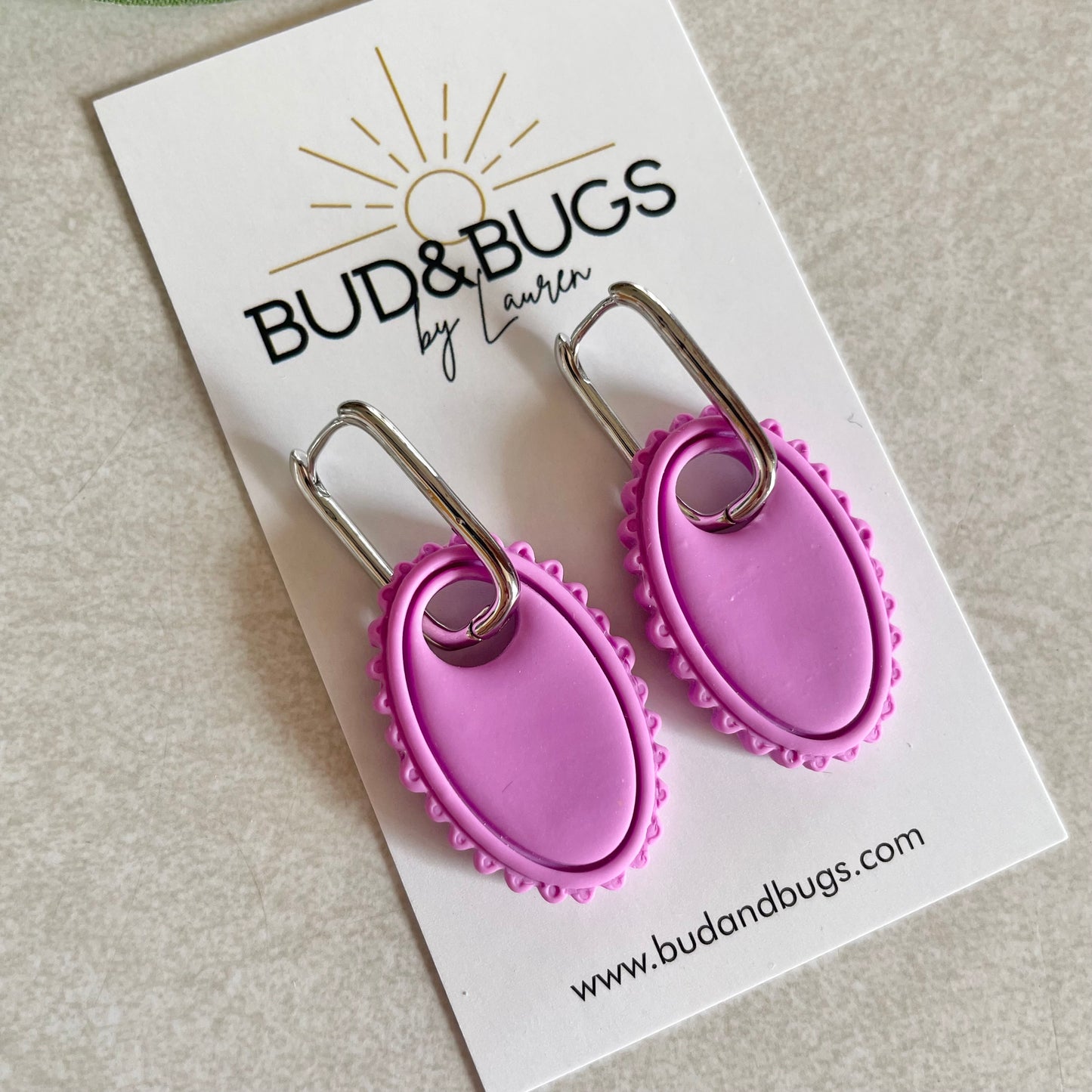 Basic Scalloped Charm